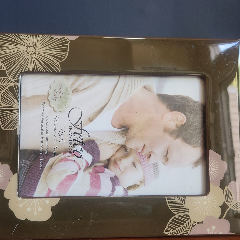 Brown Floral Photo Frame